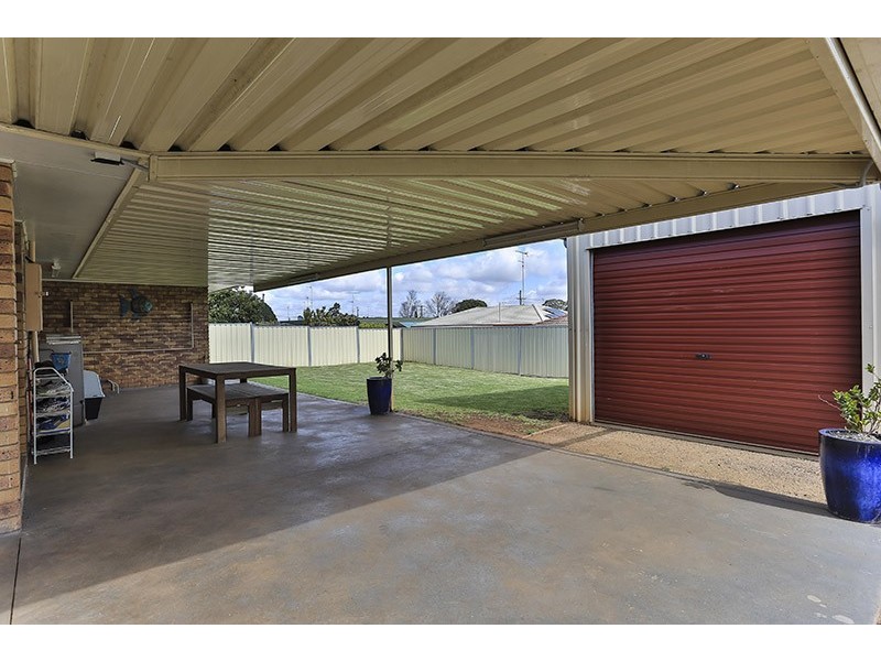 13 Caldwell Street, Wilsonton QLD 4350