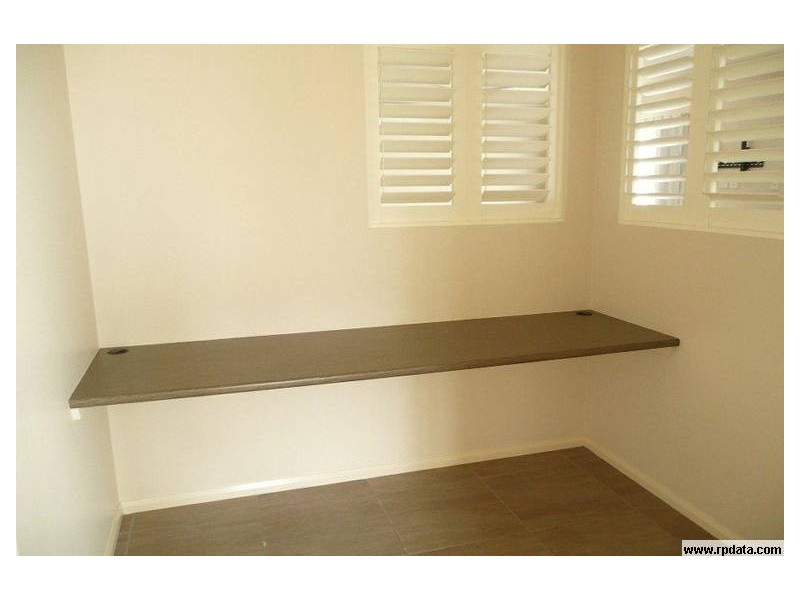 3 Pugh Street, Middle Ridge QLD 4350