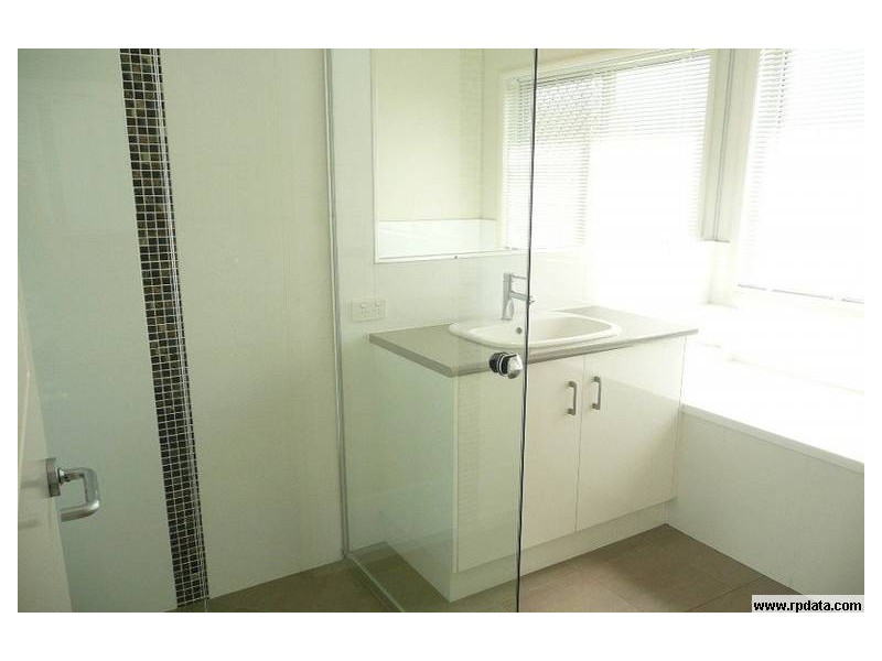 3 Pugh Street, Middle Ridge QLD 4350