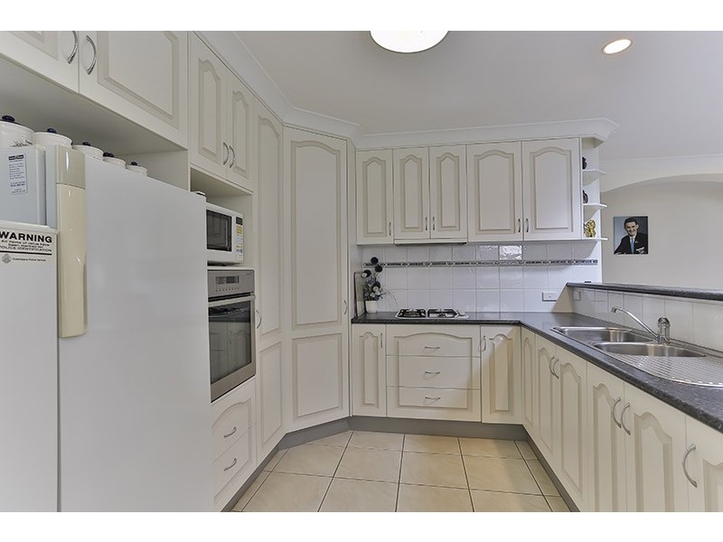 19 Emerald Court, Middle Ridge QLD 4350