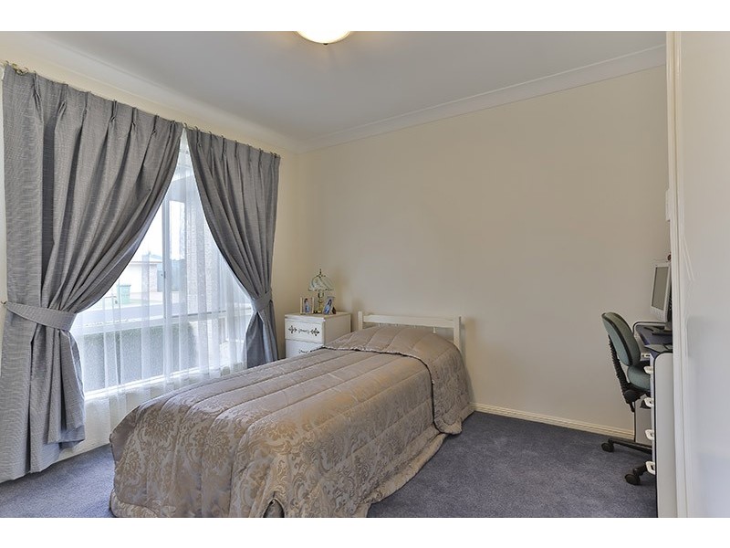 19 Emerald Court, Middle Ridge QLD 4350