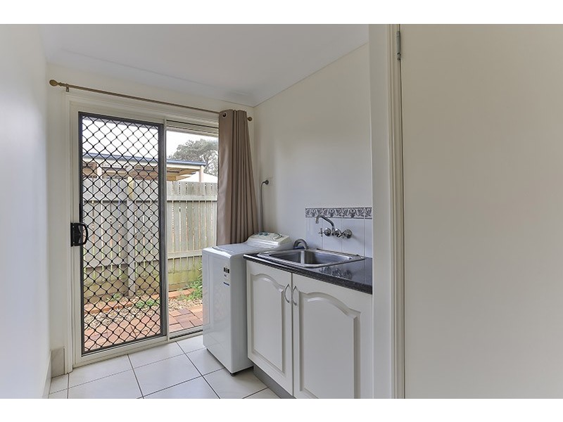 19 Emerald Court, Middle Ridge QLD 4350