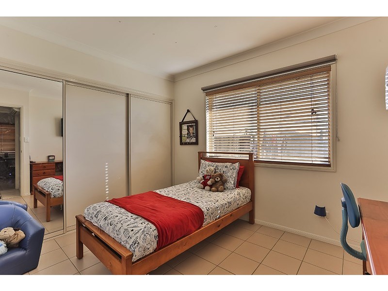 10 – 12 Jacquelyn Court, Oakey QLD 4401