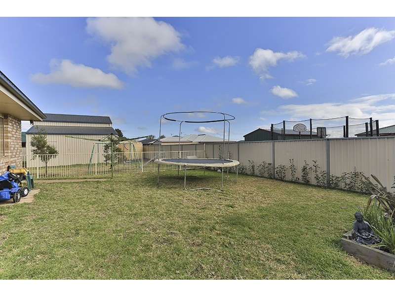 10 – 12 Jacquelyn Court, Oakey QLD 4401