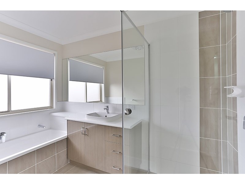 210 Nelson Street, Kearneys Spring QLD 4350