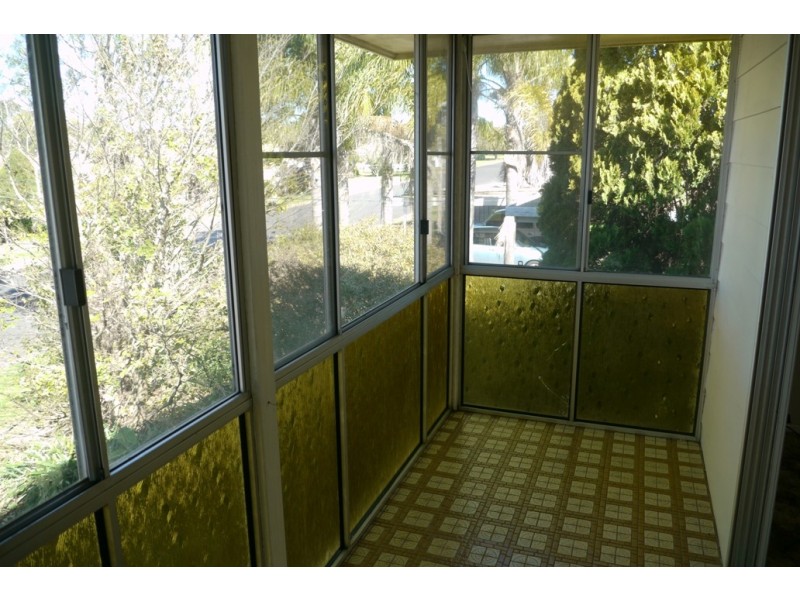 3 Wellcamp Street, Newtown QLD 4350