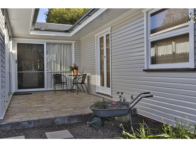 24 South Street, Rangeville QLD 4350