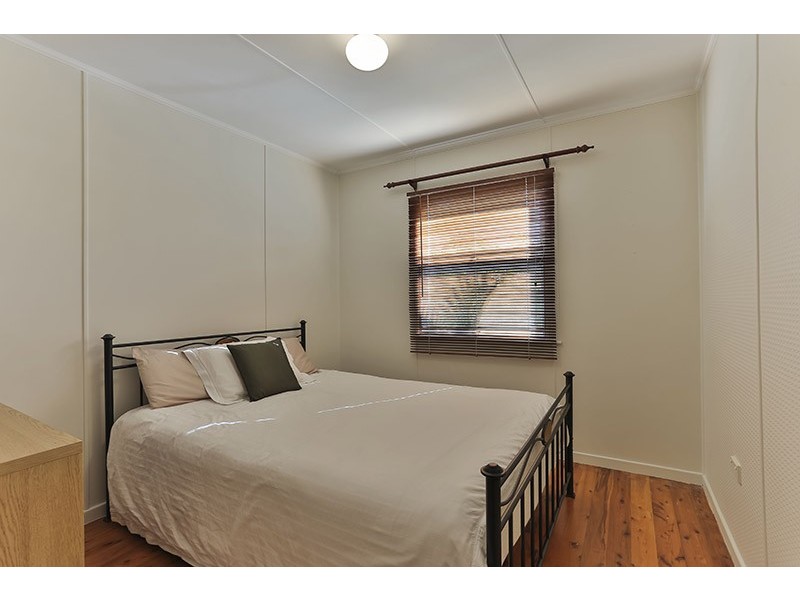 24 South Street, Rangeville QLD 4350
