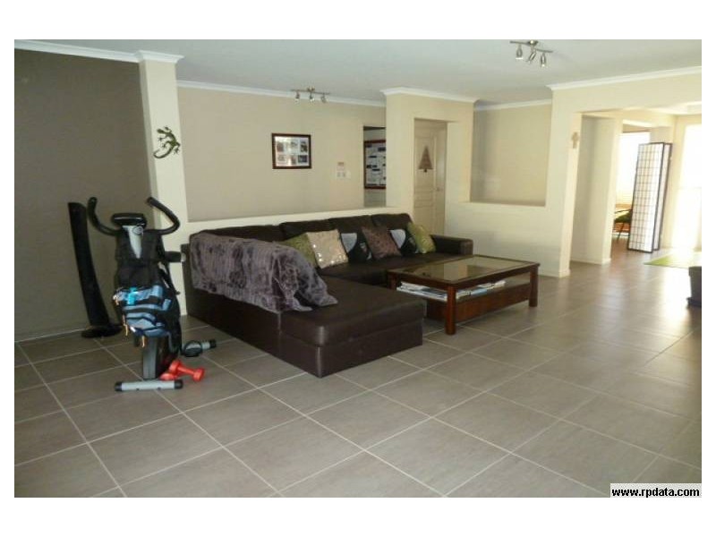 13 Joann Court, Oakey QLD 4401