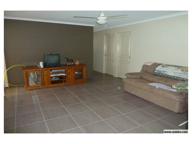 13 Joann Court, Oakey QLD 4401