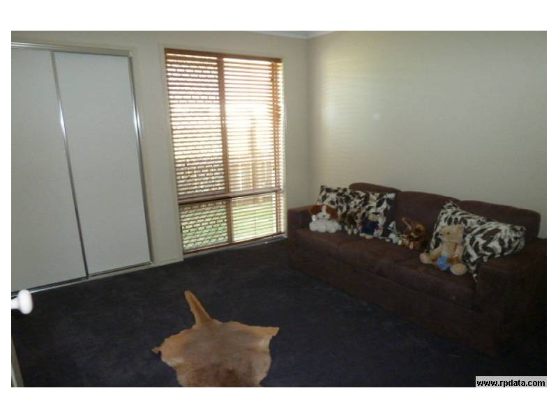 13 Joann Court, Oakey QLD 4401