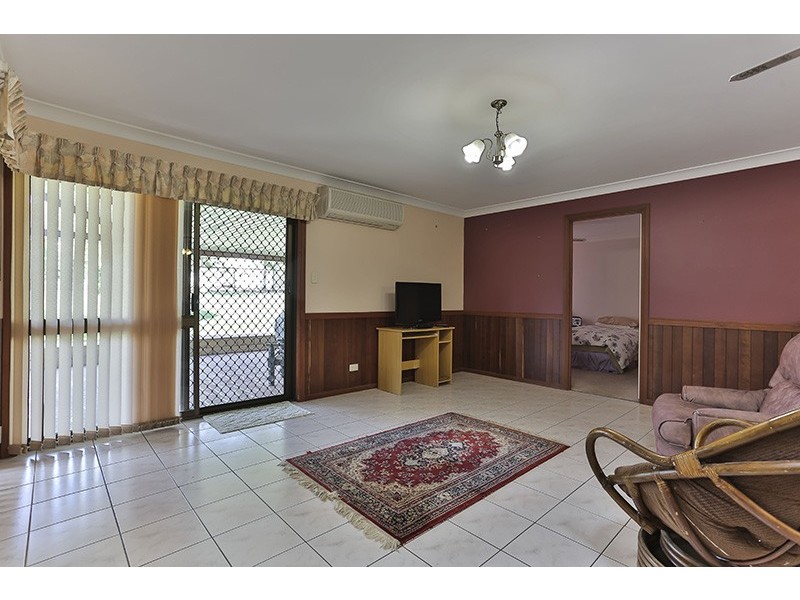 4 Hamzah Drive, Cotswold Hills QLD 4350