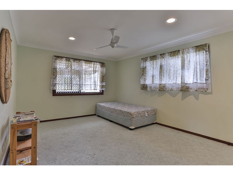 4 Hamzah Drive, Cotswold Hills QLD 4350