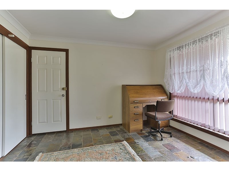 4 Hamzah Drive, Cotswold Hills QLD 4350