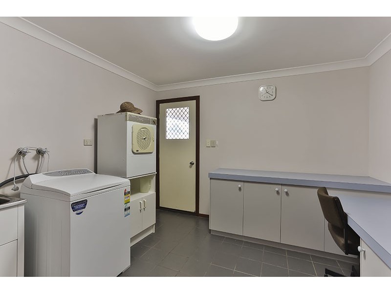 4 Hamzah Drive, Cotswold Hills QLD 4350