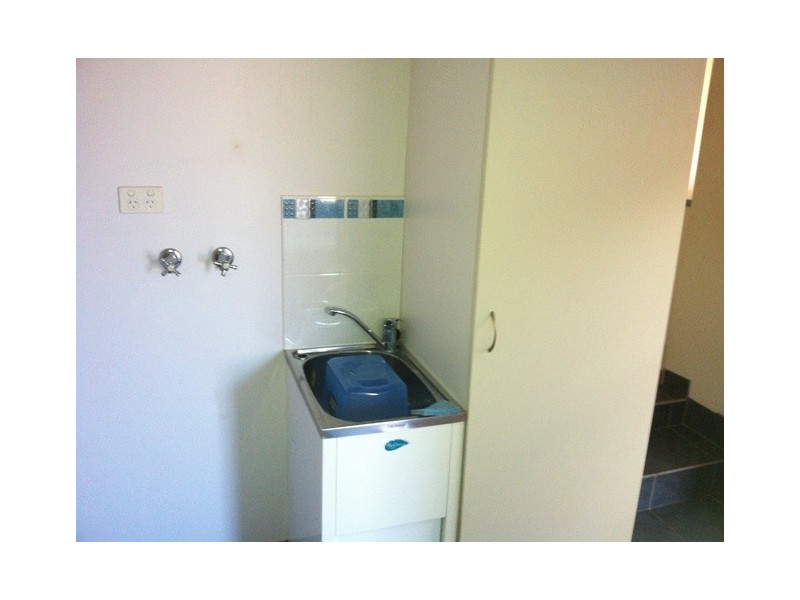 24 Hillview Avenue, Newtown QLD 4350