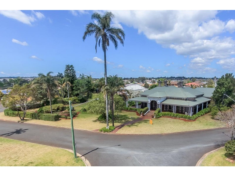 8 Panda Street, Harristown QLD 4350