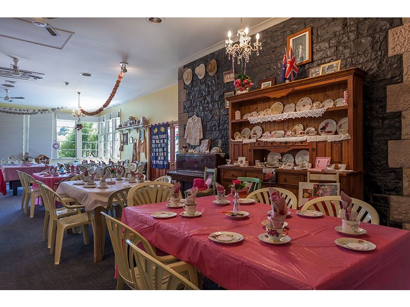 8 Panda Street, Harristown QLD 4350