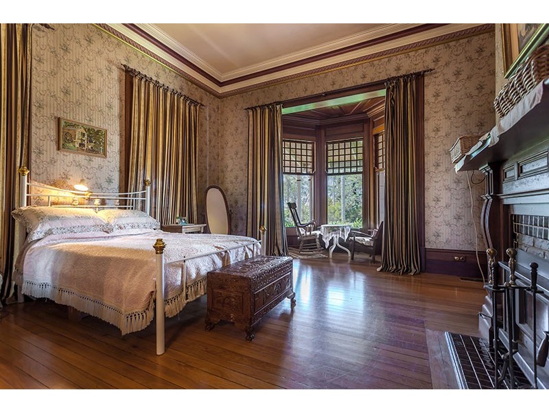 8 Panda Street, Harristown QLD 4350