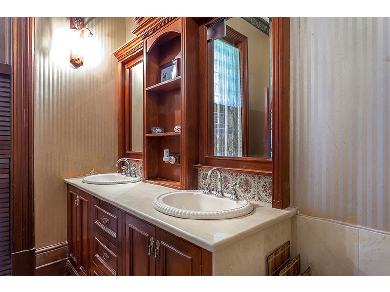 8 Panda Street, Harristown QLD 4350