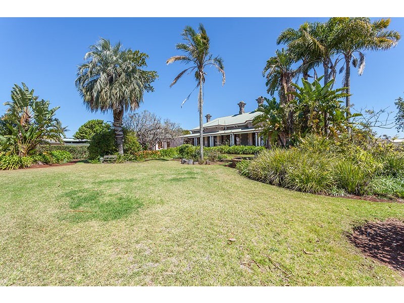 8 Panda Street, Harristown QLD 4350