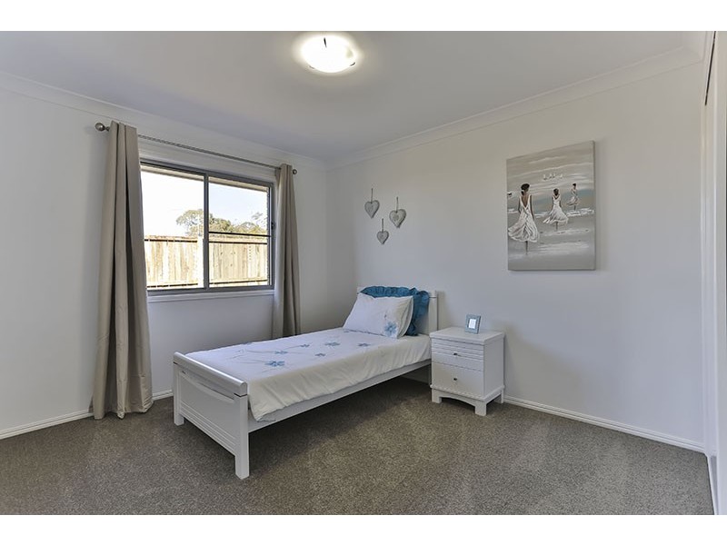 33 Sweeney Street, Kearneys Spring QLD 4350