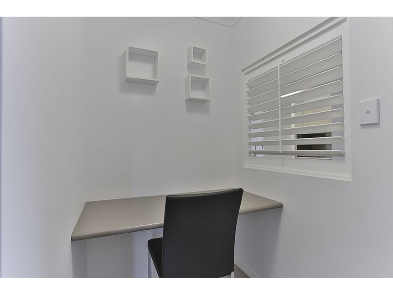 33 Sweeney Street, Kearneys Spring QLD 4350