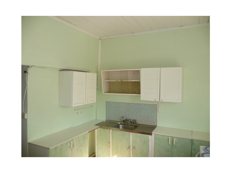 18 Cavell Street, East Toowoomba QLD 4350