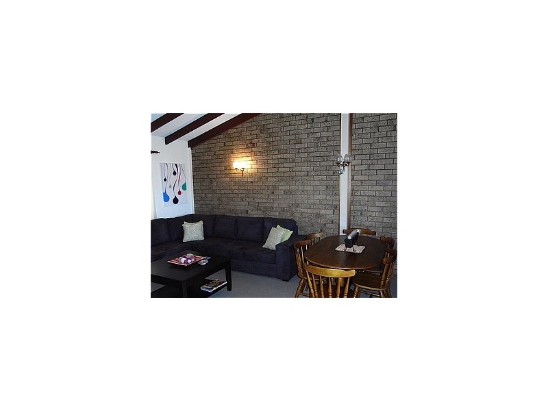 1/9 Marwedel Street, Kearneys Spring QLD 4350