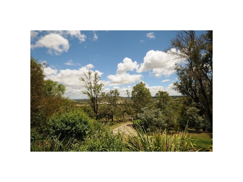 32 Riethmuller Road, Glenvale QLD 4350