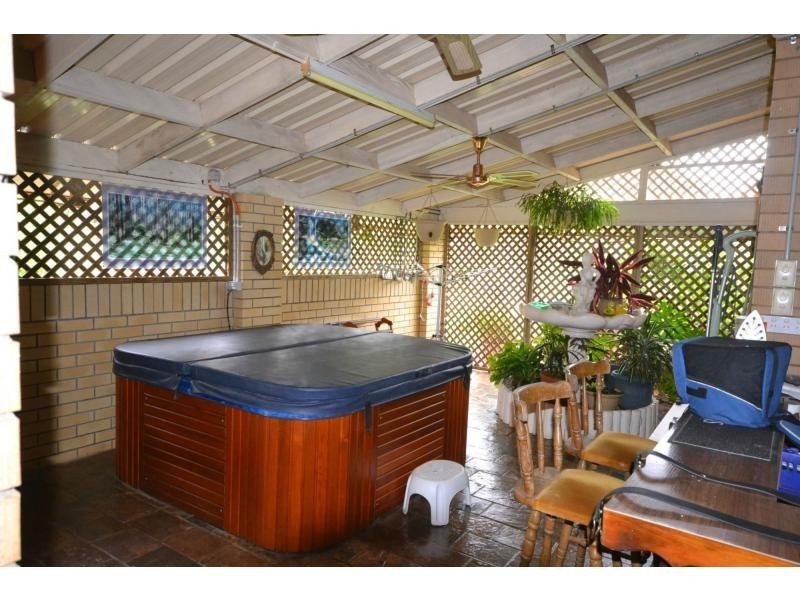 4 Ramsay Road, Glenvale QLD 4350