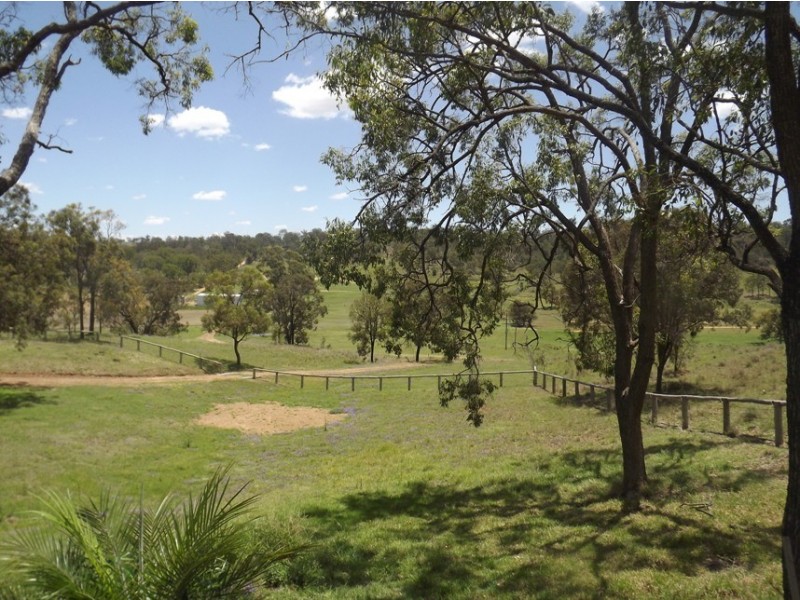 231 Peters Road, Groomsville QLD 4352