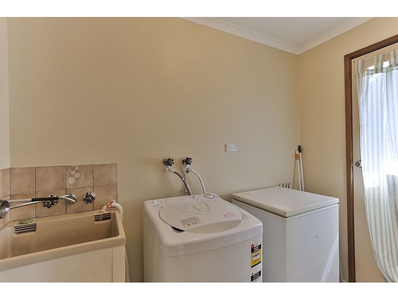2/27 Router Street, Wilsonton QLD 4350