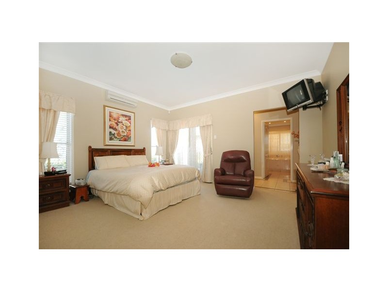 313 Ramsay Street, Middle Ridge QLD 4350