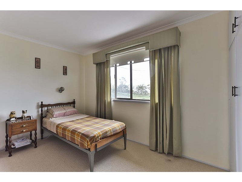 150 Greenwattle Street, Cranley QLD 4350