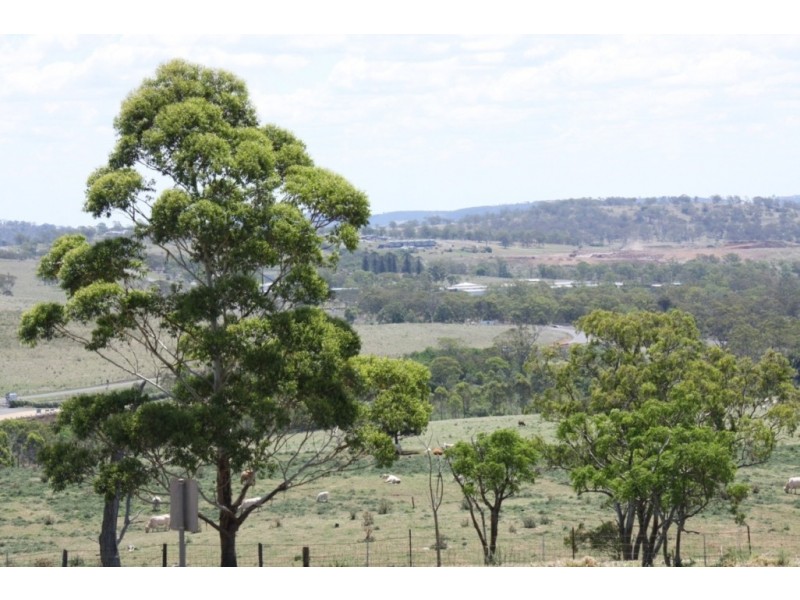 296 Goombungee Road, Toowoomba City QLD 4350