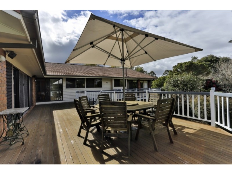 9 Zupps Road, Middle Ridge QLD 4350