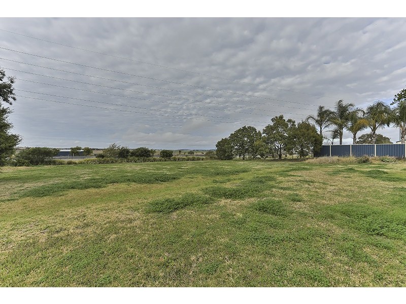 142 Main Street, Westbrook QLD 4350