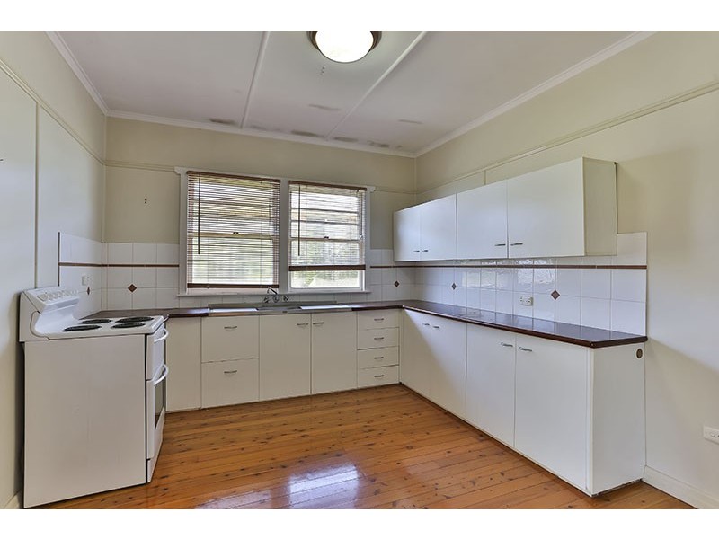 121 Ramsay Street, Centenary Heights QLD 4350