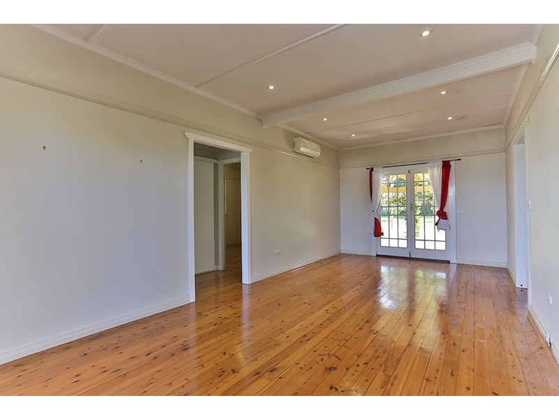121 Ramsay Street, Centenary Heights QLD 4350