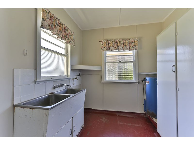 121 Ramsay Street, Centenary Heights QLD 4350