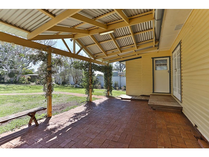 121 Ramsay Street, Centenary Heights QLD 4350