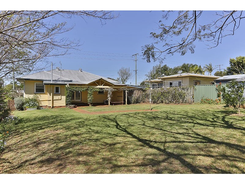 121 Ramsay Street, Centenary Heights QLD 4350