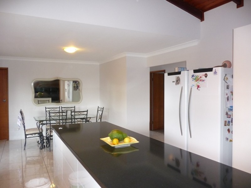 18 Claire Street, Centenary Heights QLD 4350