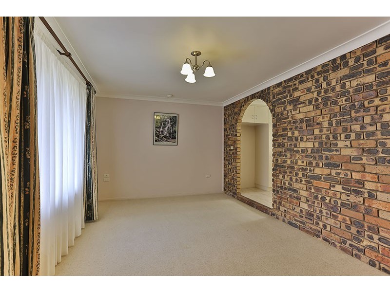 38 Kingsford Smith Drive, Wilsonton QLD 4350