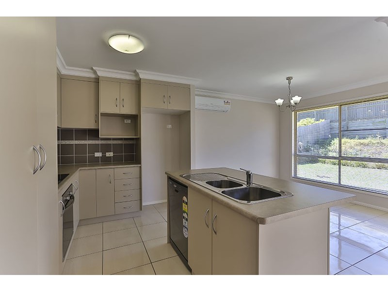 20 Cuttaburra Crescent, Glenvale QLD 4350