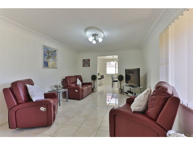 7 Orchid Street, Centenary Heights QLD 4350