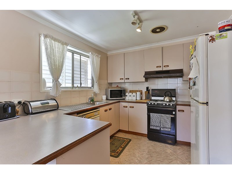 7 Bagot Street, Centenary Heights QLD 4350