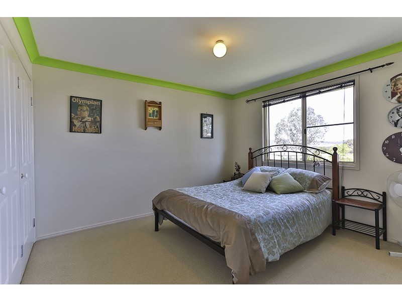 7 Schloss Court, Westbrook QLD 4350