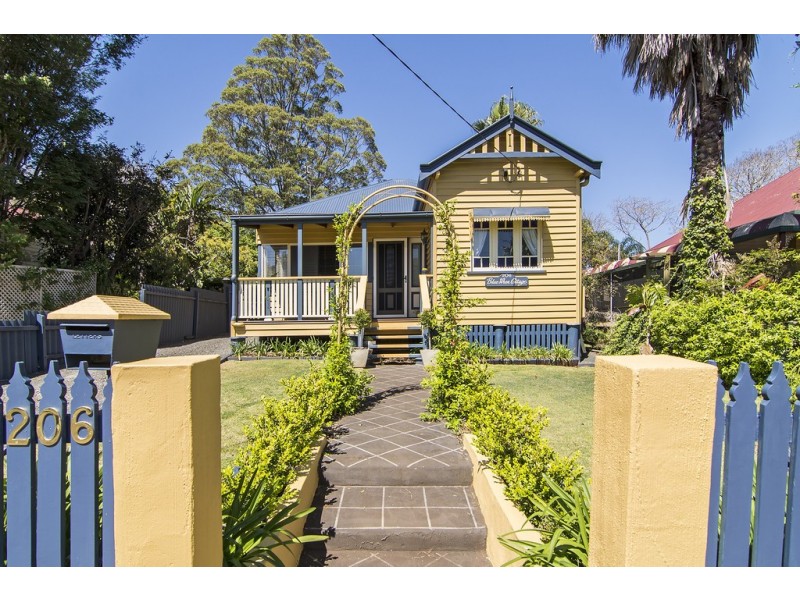 206 South Street, South Toowoomba QLD 4350